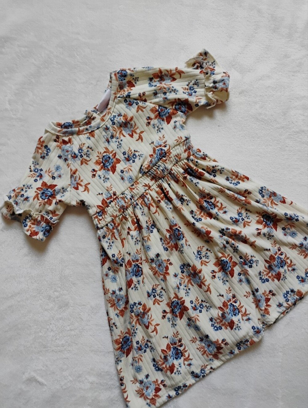 Super Cute Floral Stretch Dress | Ribbed Texture Ruffle Accents | 2T